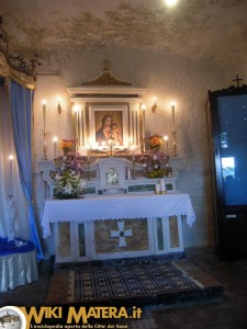 Altare Madonna delle Vergini