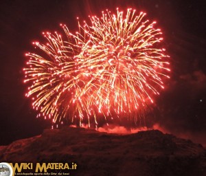 festa della bruna 2016 spettacolo pirotecnico murgia timone matera 00005  