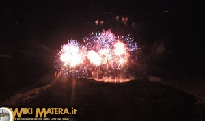 festa della bruna 2016 spettacolo pirotecnico murgia timone matera 00006  