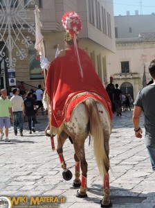 festa della bruna 2016 vestizione generale matera 00005