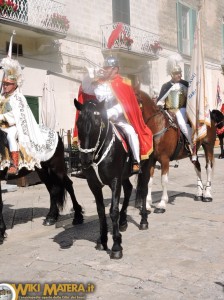 festa della bruna 2016 vestizione generale matera 00010