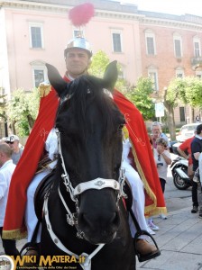 festa della bruna 2016 vestizione generale matera 00015