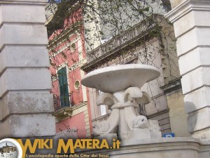 Fontana Ferdinandea in piazza Vittorio Veneto 