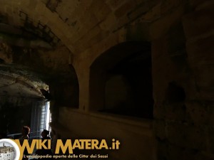 fondaco di mezzo ipogei piazza vittorio veneto WikiMatera Matera 00001