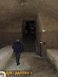fondaco di mezzo ipogei piazza vittorio veneto WikiMatera Matera 00024