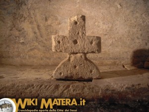 Croce nella chiesa rupestre del Santuario della Palomba - Matera